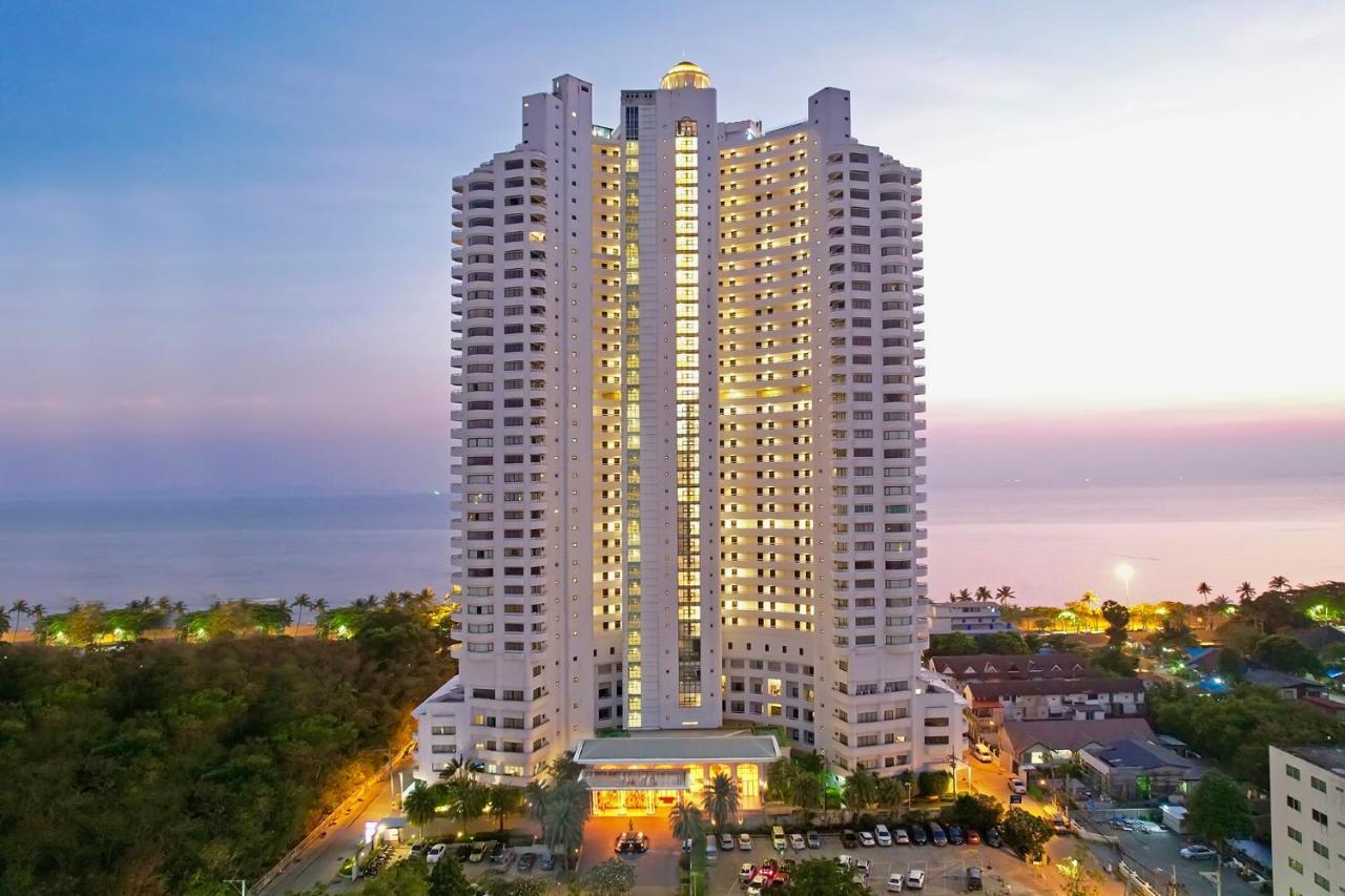 D Varee Jomtien Beach, Pattaya Exterior foto The Royal